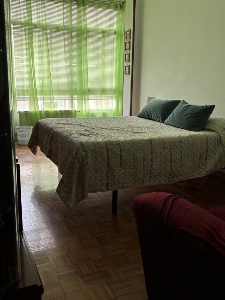 Chica busca chico en La Coruña: 