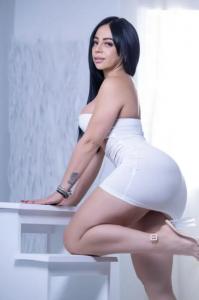 634802987: Chica busca chico en Barcelona