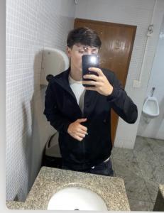 643014450: Chico busca chica en La Coruña