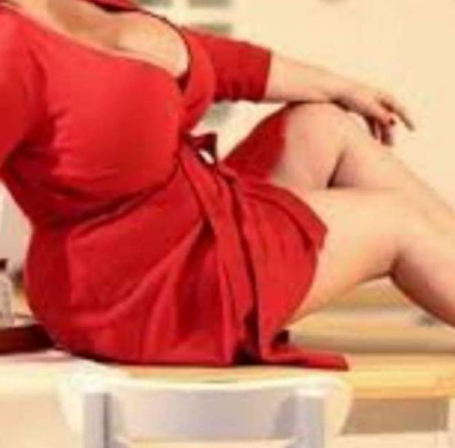 Chica busca chico en Almería: 