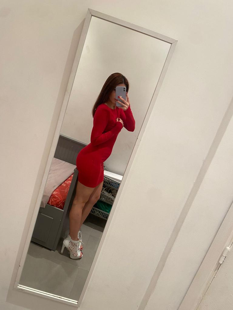 637979593: Chica busca chico en Madrid