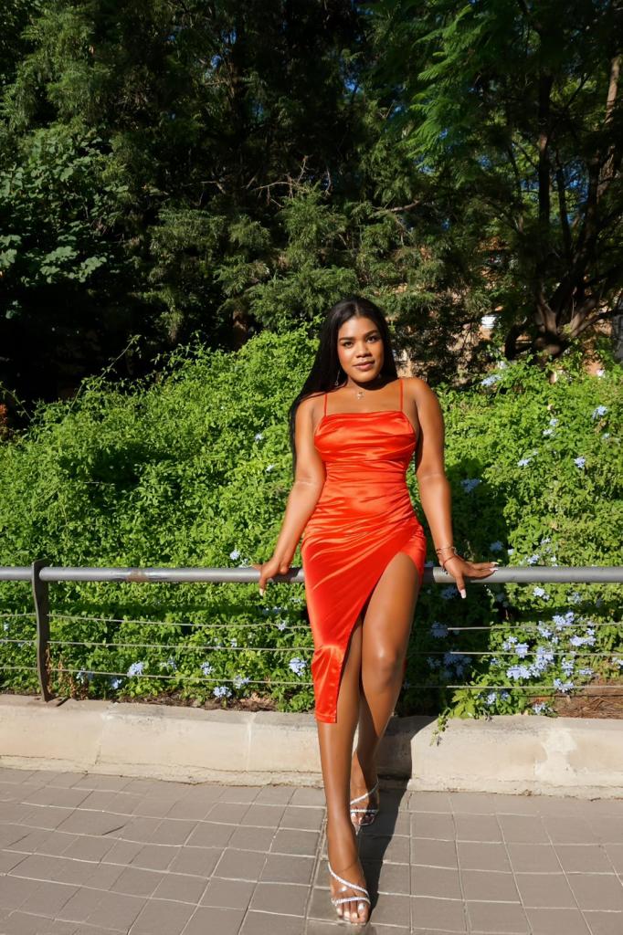 611570054: Chica busca chico en Alicante