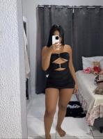 647244675: Chica busca chico en Sevilla