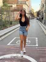 631736484: Chica busca chico en Barcelona