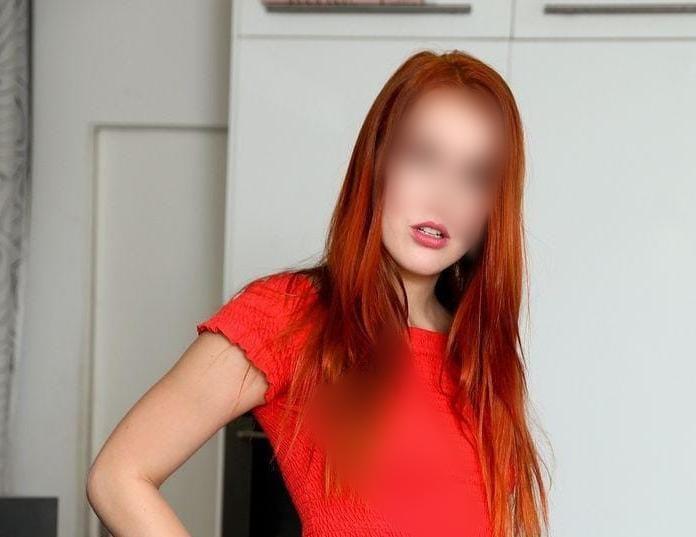 684747839: Chica busca chico en Málaga