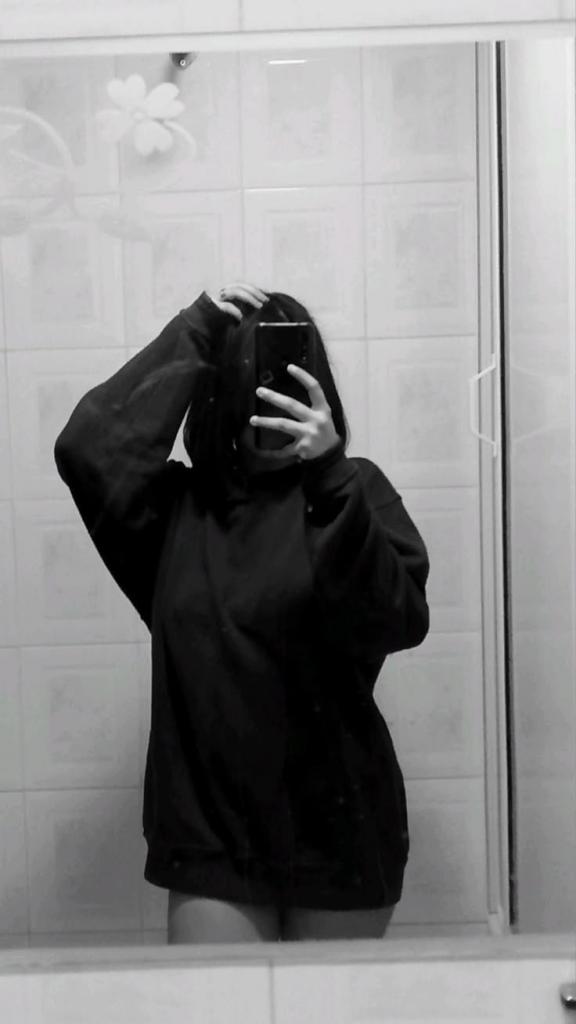 642969535: Chica busca chico en Lérida