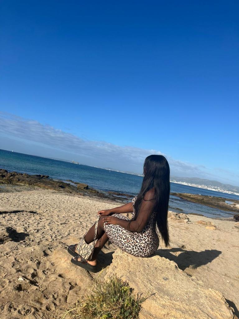 687304703: Transexual en Álava