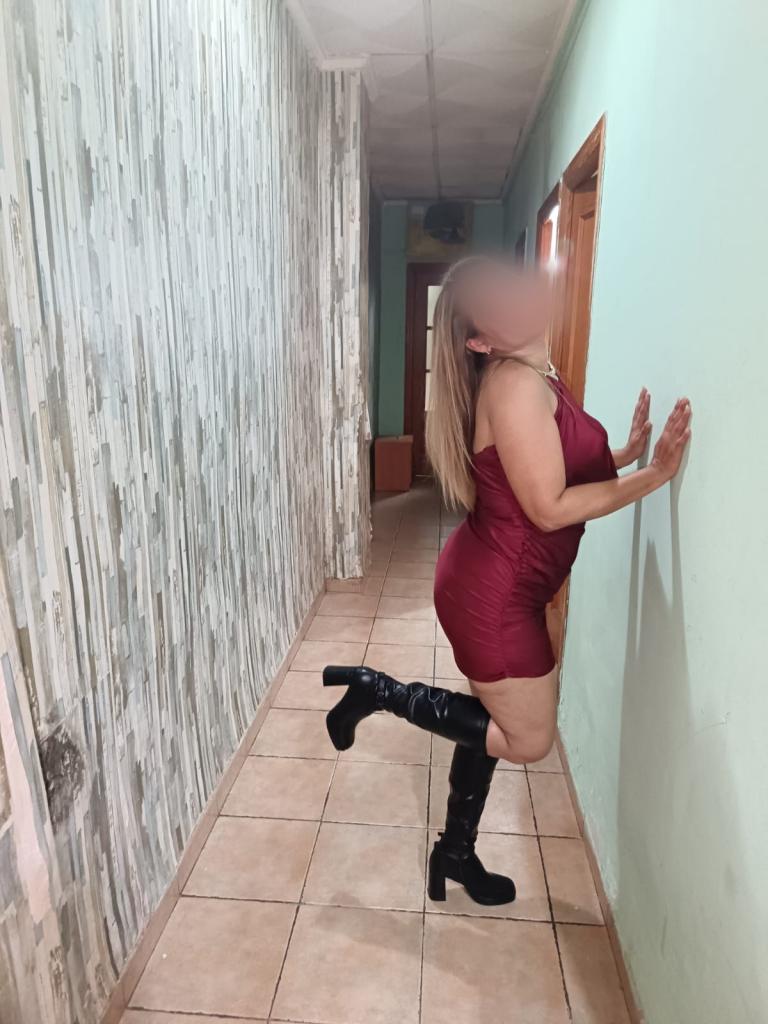 621387982: Chica busca chico en Alicante