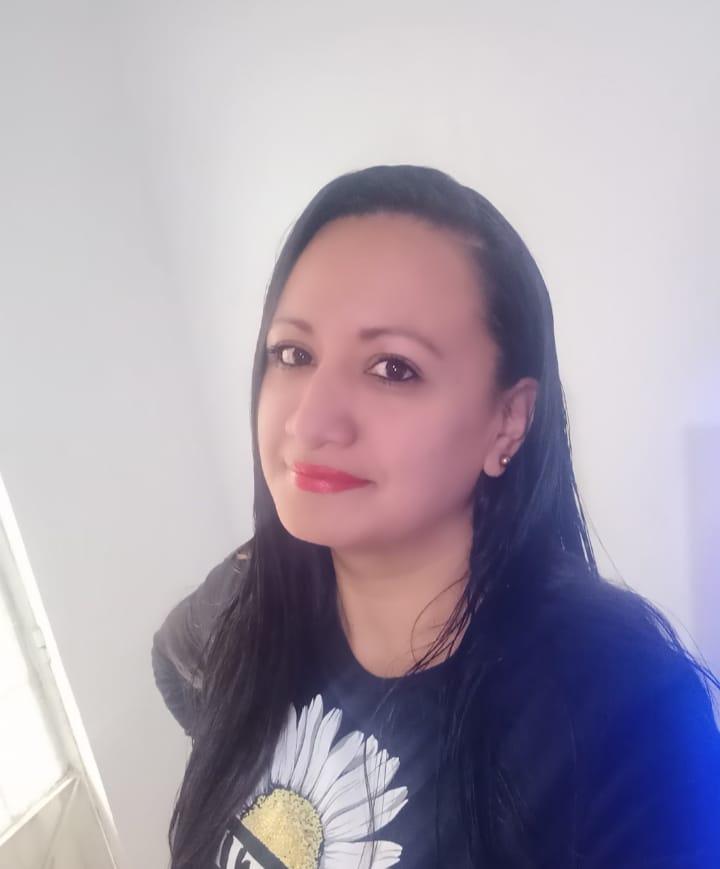 671540215: Chica busca chico en Murcia