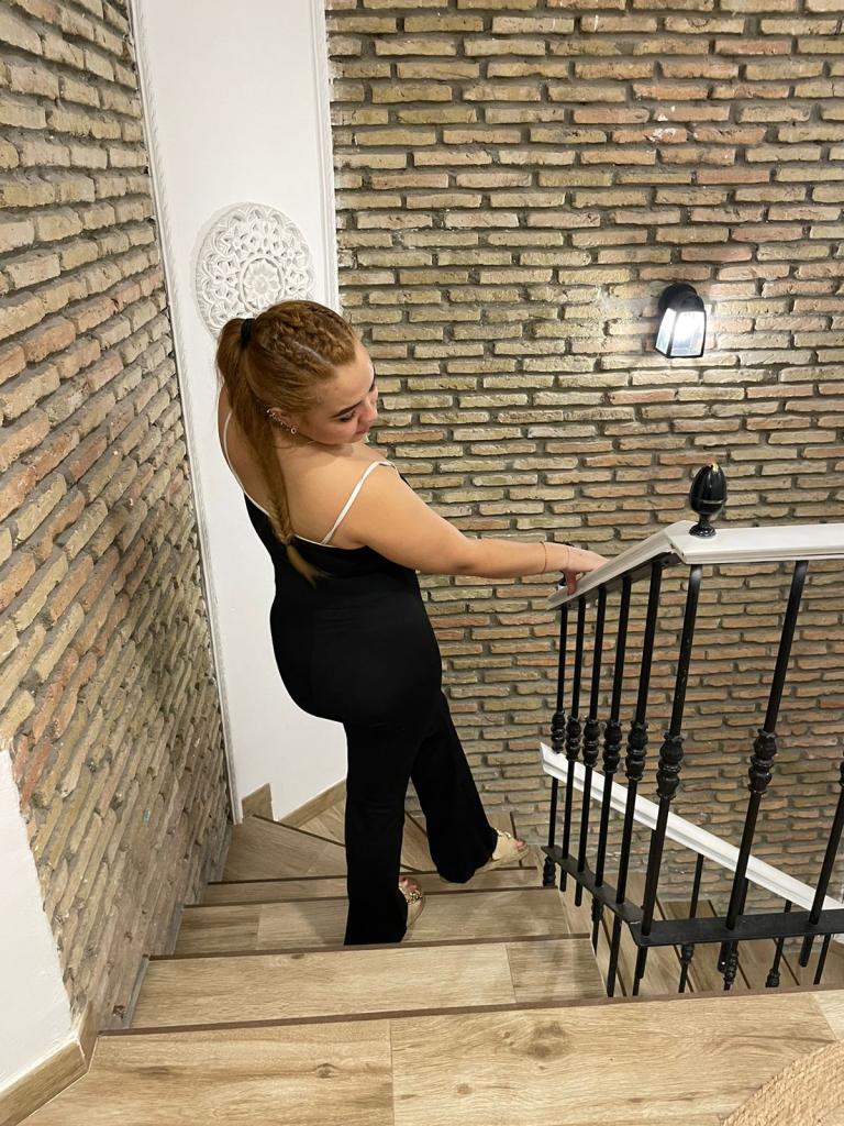 613293325: Chica busca chico en Cádiz