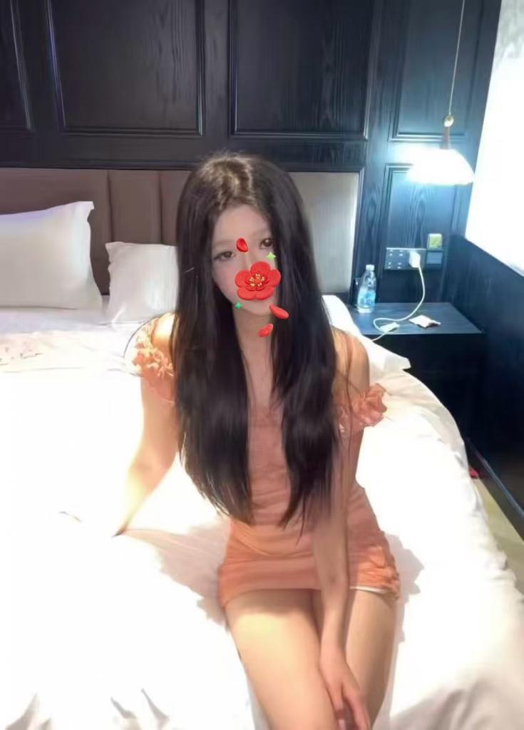 674976388: Chica busca chico en Madrid