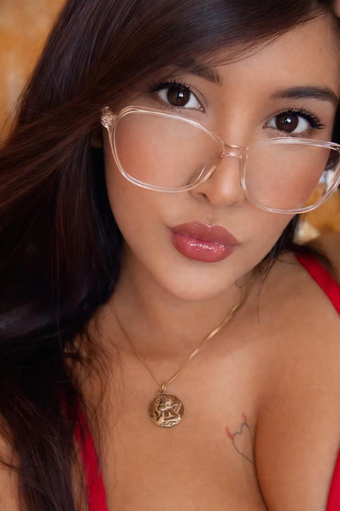 612405438: Chica busca chico en Castellón