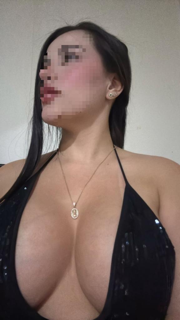 Chica busca chico en Barcelona: Chica busca chico