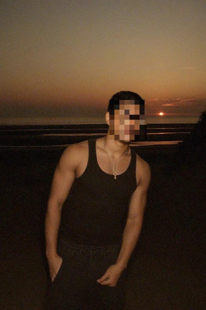 Chico busca chica en Cádiz: 