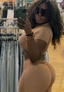 600252313: Chica busca chico en Sevilla