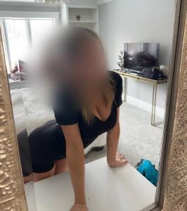 673602090: Chica busca chico en Madrid