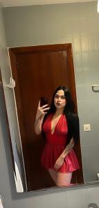 671134267: Chica busca chico en Sevilla