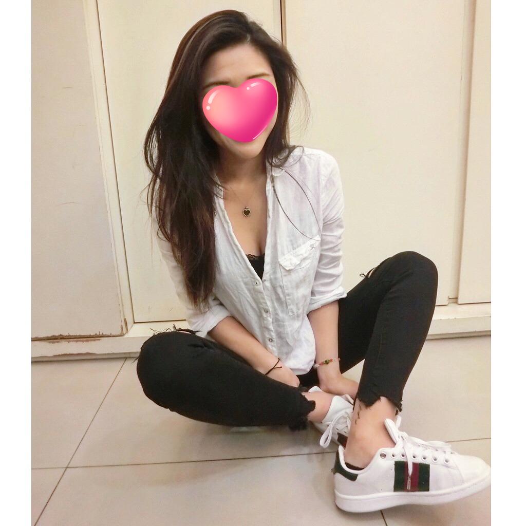 697964418: Chica busca chico en Madrid