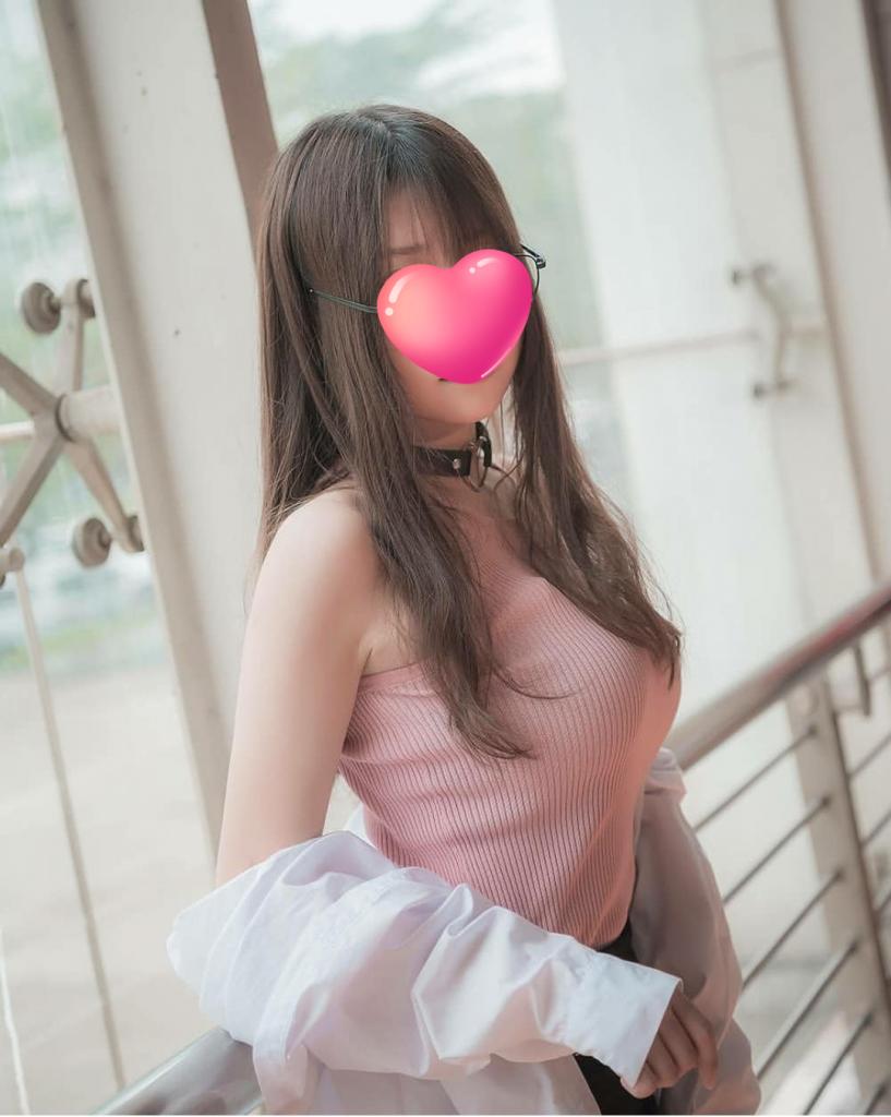 697964418: Chica busca chico en Madrid