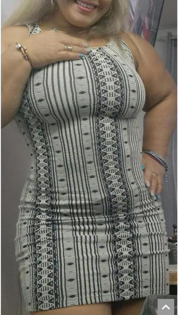 697726373: Chica busca chico en Madrid