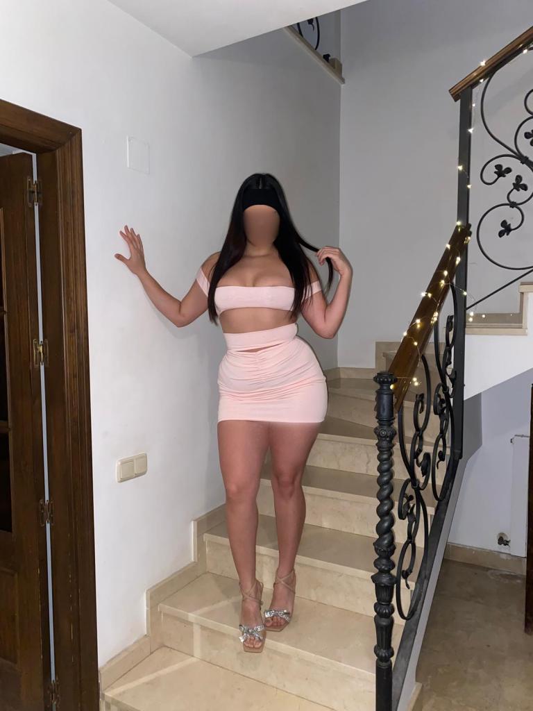 627485015: Chica busca chico en Barcelona