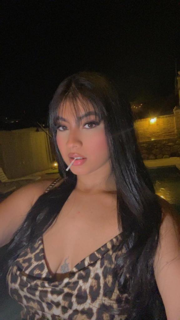 613225850: Chica busca chico en Málaga