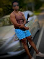 623557158: Chico busca chica en Barcelona