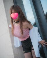 697964418: Chica busca chico en Madrid