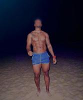 623557158: Chico busca chica en Barcelona