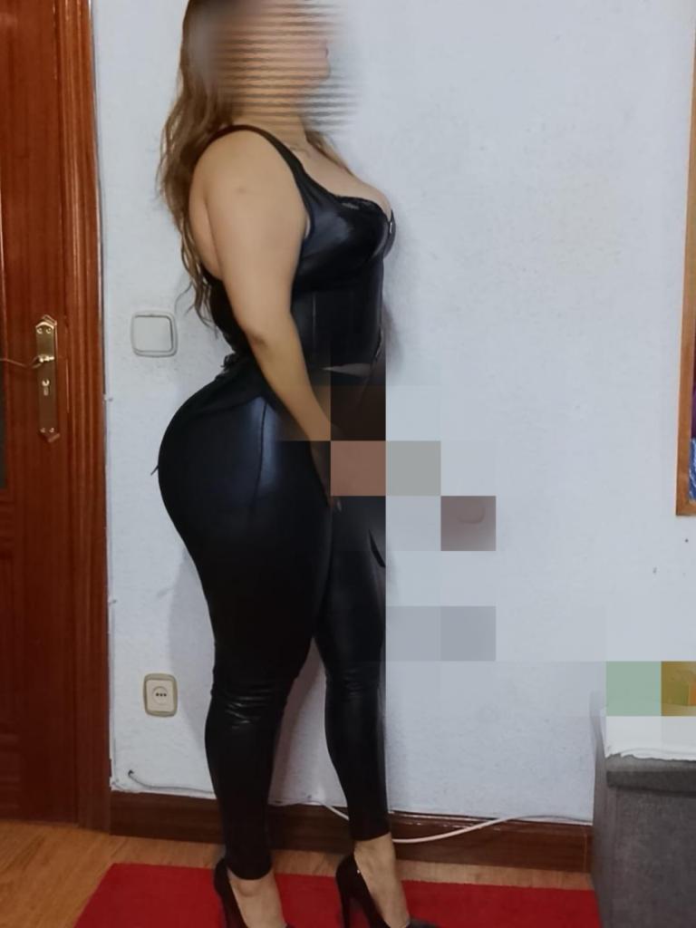 602581355: Chica busca chico en Madrid