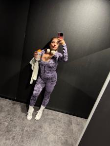 632147078: Chica busca chico en Madrid