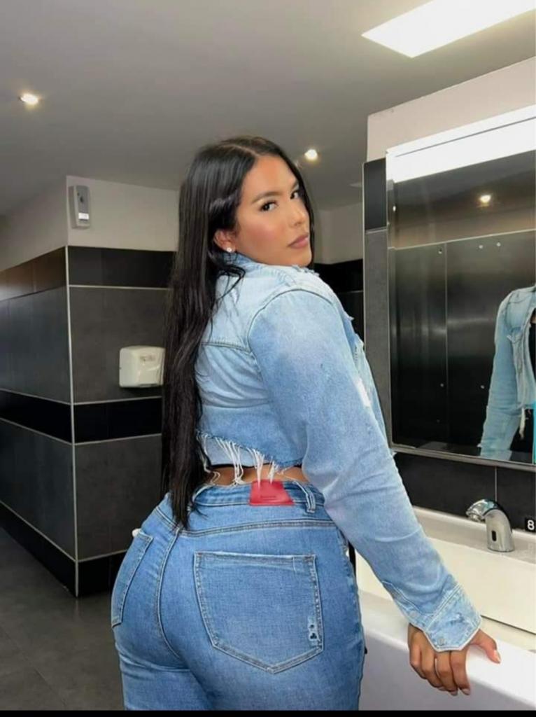 631984295: Transexual en Sevilla