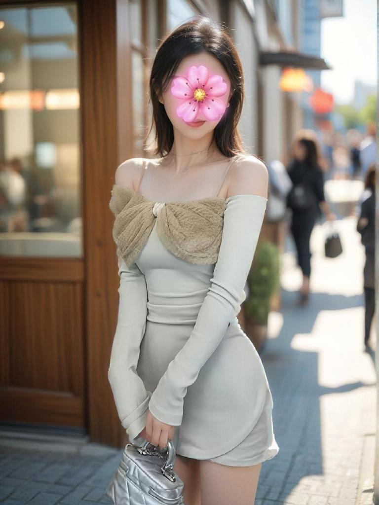 677270276: Chica busca chico en Valencia