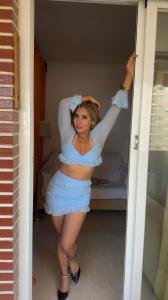 637947528: Chica busca chico en Alicante