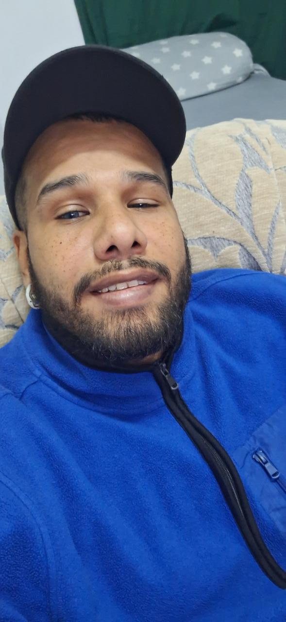 Chico busca chica en Valencia: 