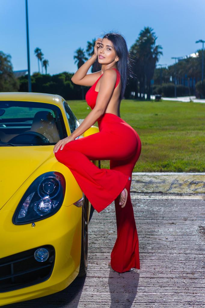 Chica busca chico en Sevilla: Chica busca chico