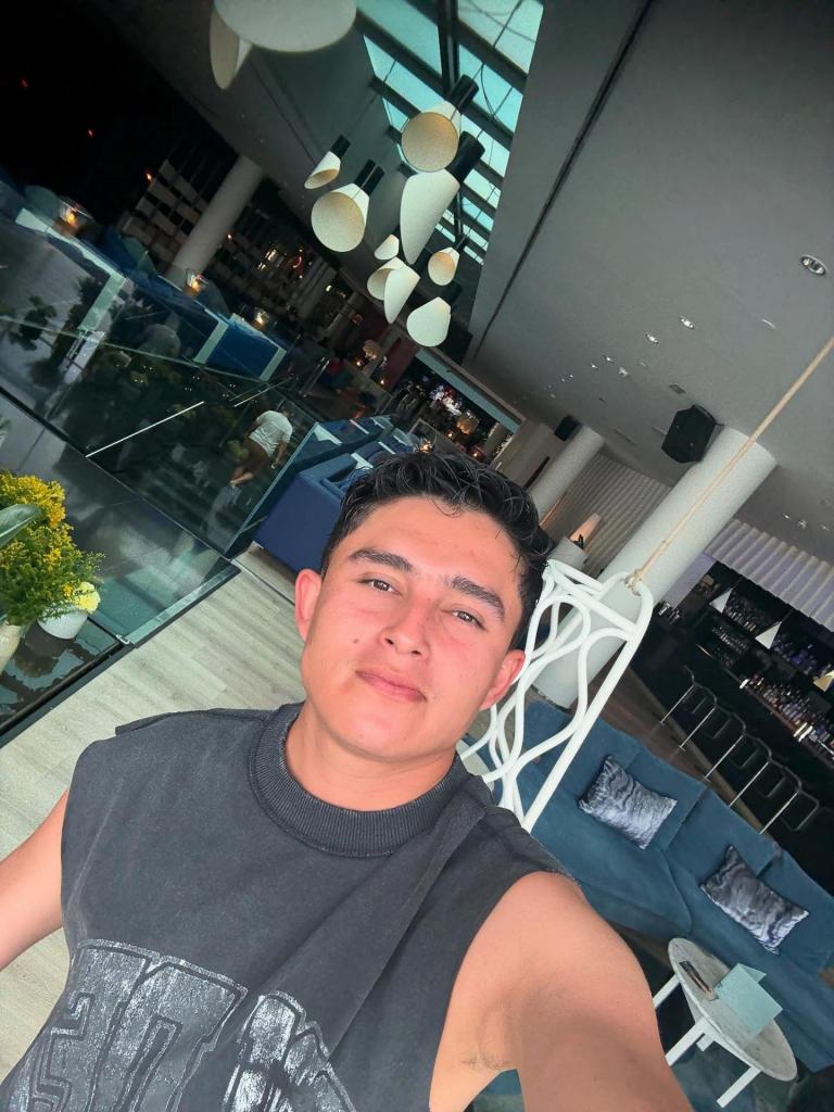 603919838: Chico busca chica en Madrid