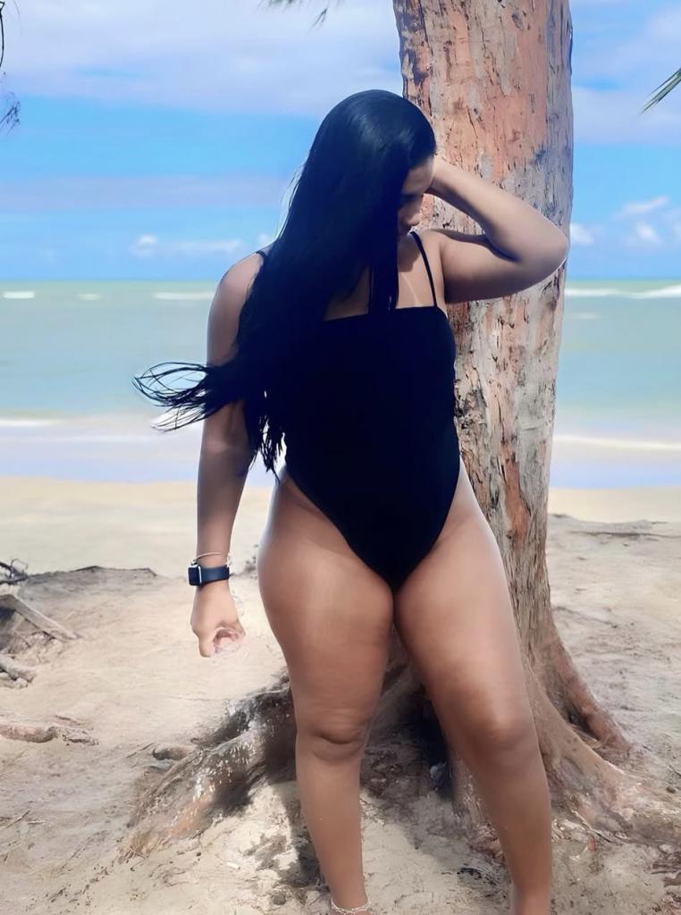 642270779: Chica busca chico en Orense