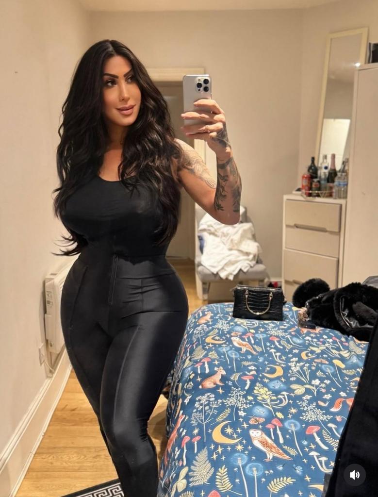 603290119: Travesti en Barcelona