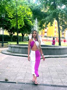 Chica busca chico en Orense: 