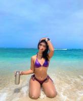 647637764: Chica busca chico en Málaga