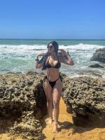 647270375: Chica busca chico en Cantabria