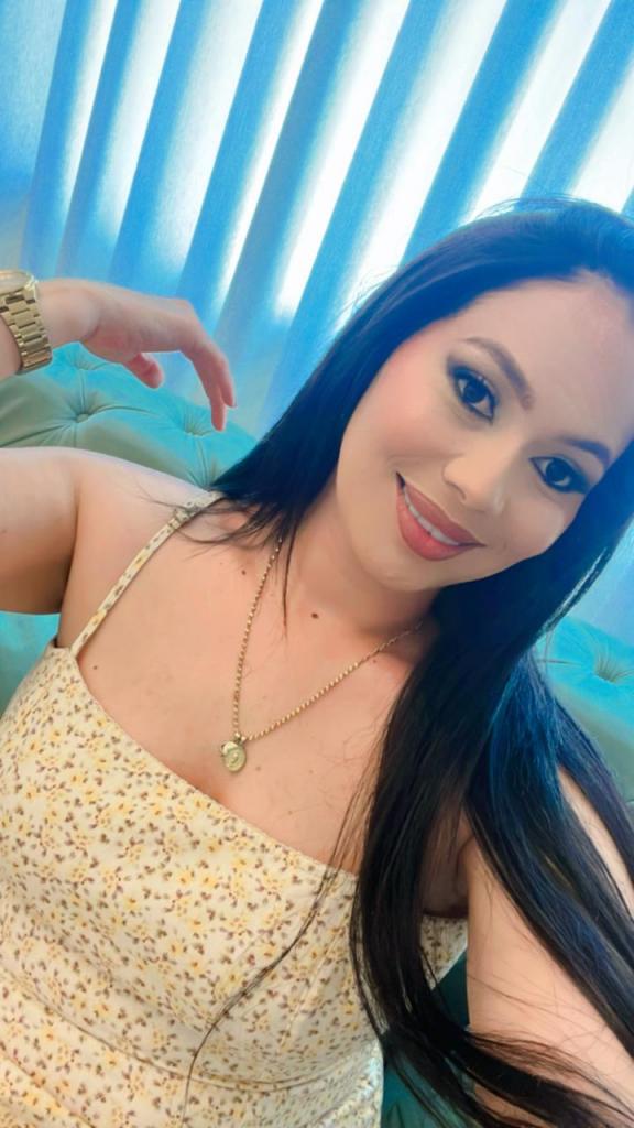 742055361: Chica busca chico en Granada