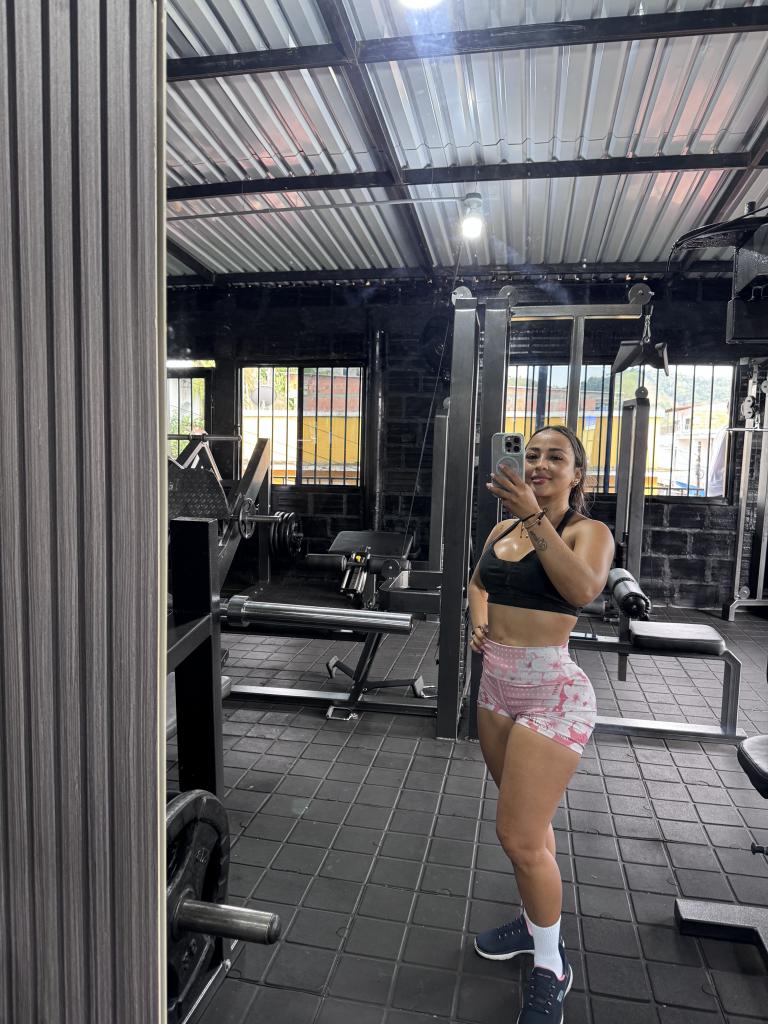 634372780: Chica busca chico en Lugo