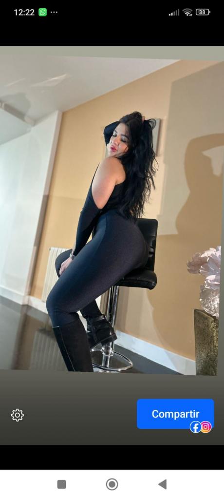 Chica busca chico en Barcelona: Chica busca chico