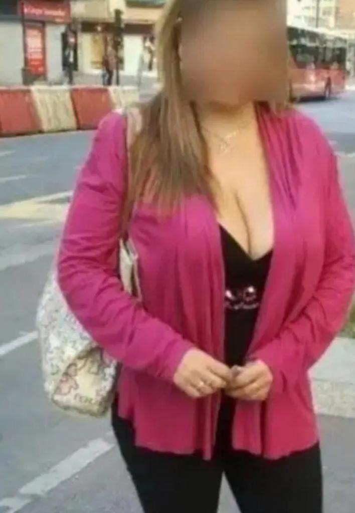 Chica busca chico en La Coruña: 