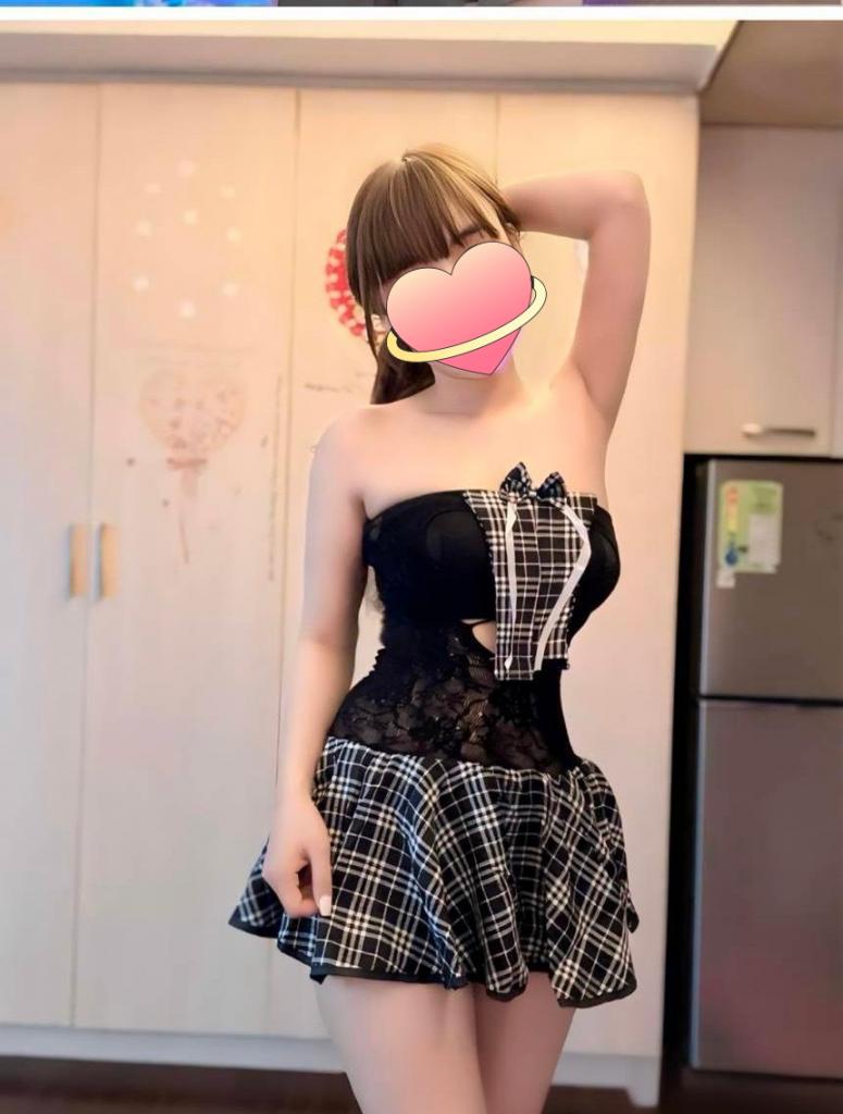 673549142: Chica busca chico en Barcelona