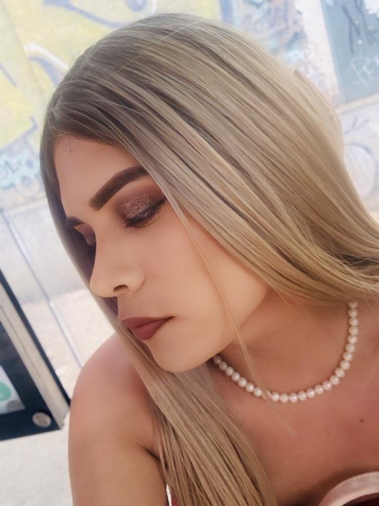 654274798: Transexual en Valencia