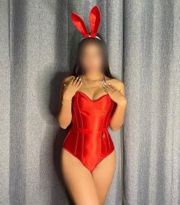 614524597: Chica busca chico en Madrid