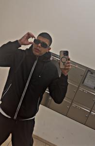 613960064: Chico busca chica en Alicante